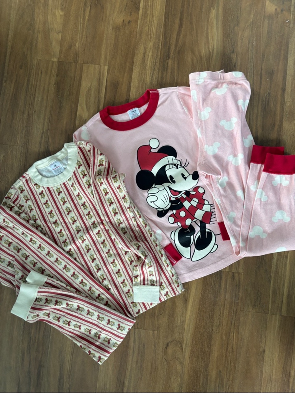 Bundle of TWO Hanna Andersson Christmas Pajamas Size 8 Disney and Dr. Seuss